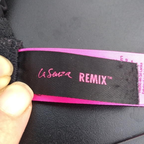 La Senza Remix Push Up Bras, Blue 34B & Black 34C, Underwire - Picture 9 of 15